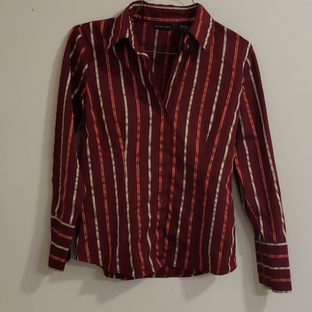 Fitted button down blouse